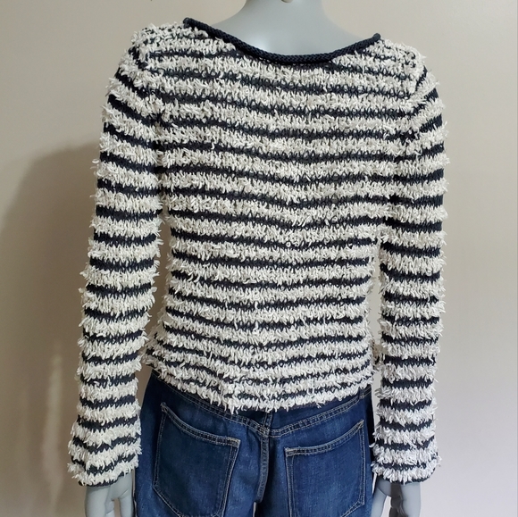 Free People "Downy Stripe" Cropped Crochet Striped Sweater Size M - Picture 10 of 16